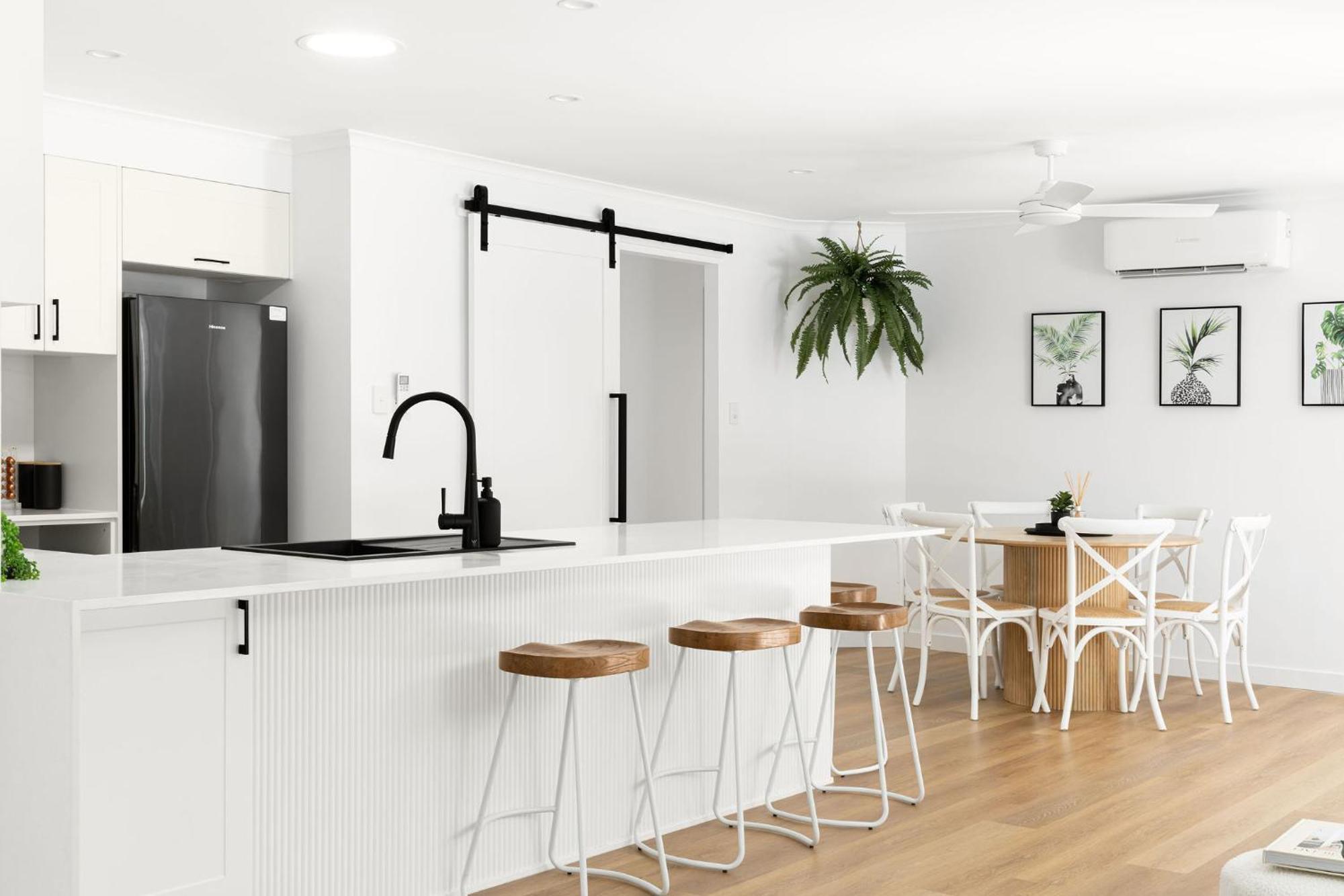 Amiri On Holbrook - Pet Friendly Hotel Yaroomba Bagian luar foto